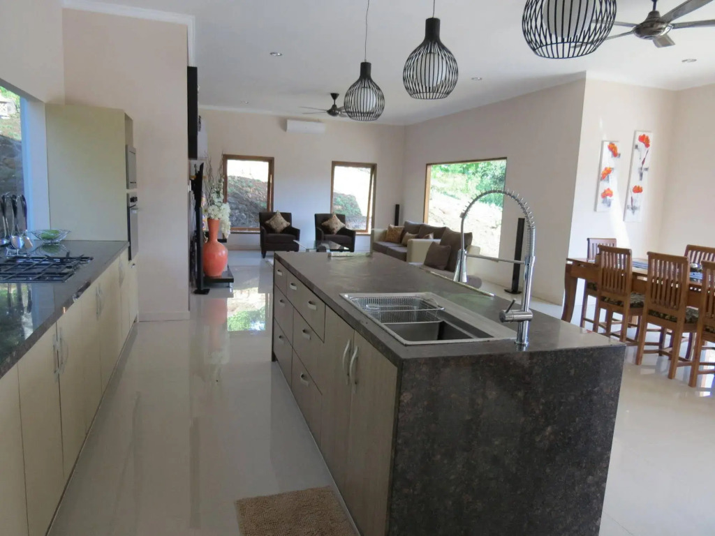 Rumah Bali Santai