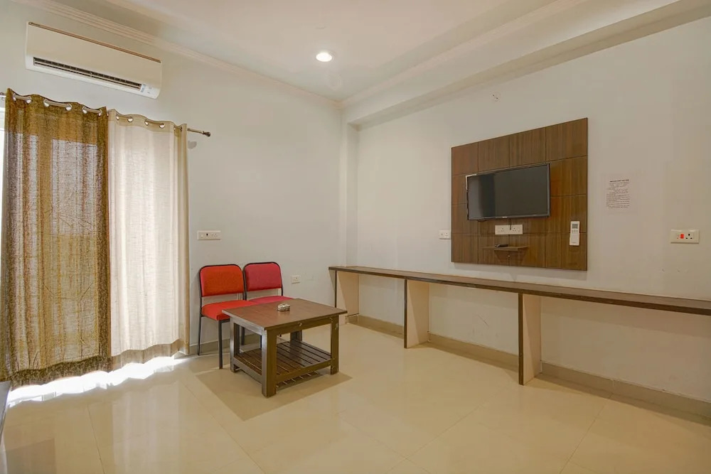 FabHotel Yamunotri Retreat, Tapovan