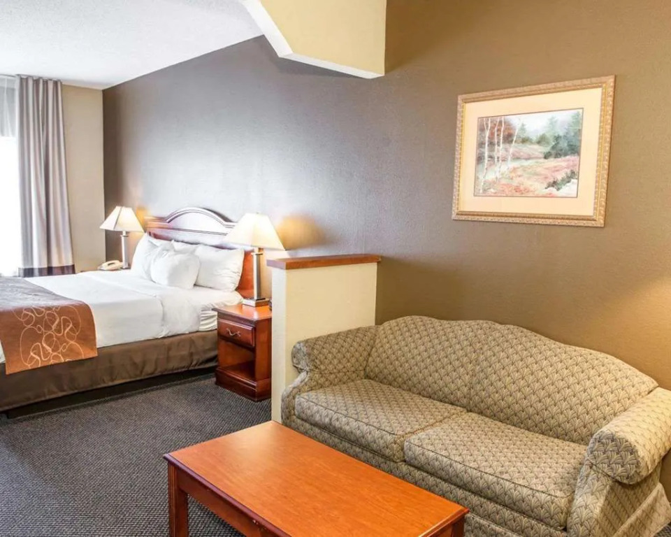 Comfort Suites Auburn