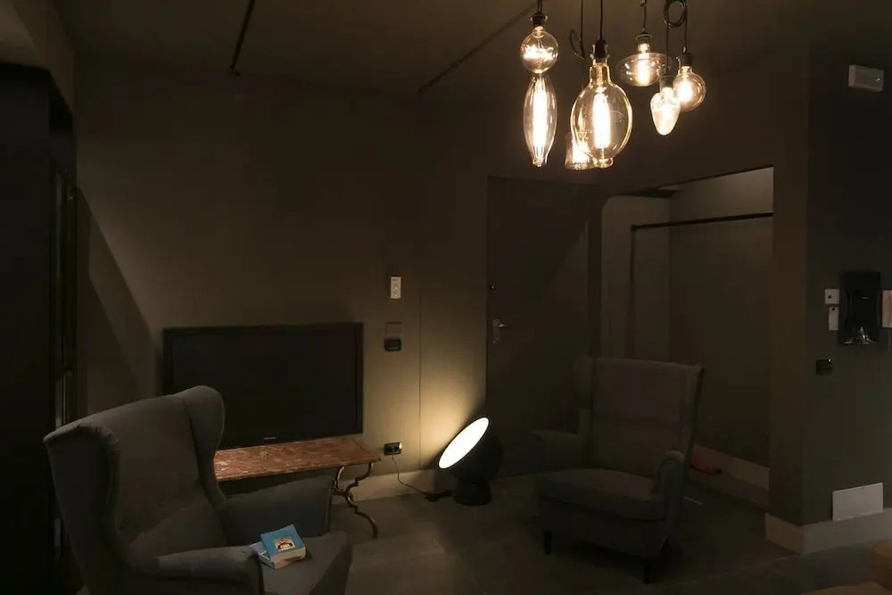 Altido Black Apartment