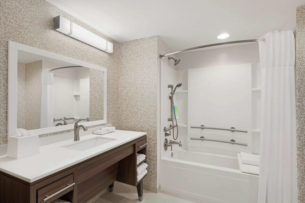 Home2 Suites By Hilton Fernandina Beach on Amelia Island, FL