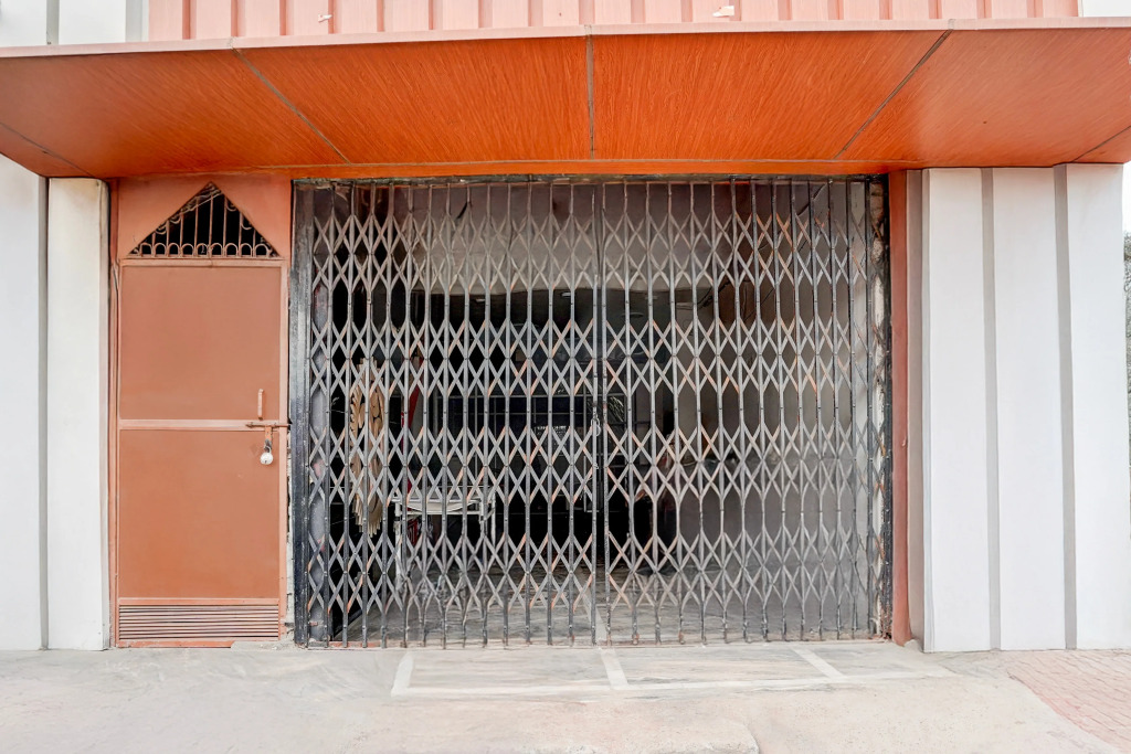 Hotel O Sector 121 Gaur City Mall Noida Formerly Royal FNG