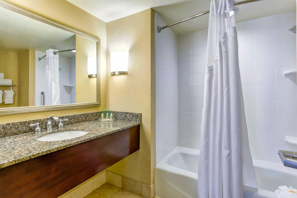 Holiday Inn Indianapolis North-Carmel by IHG