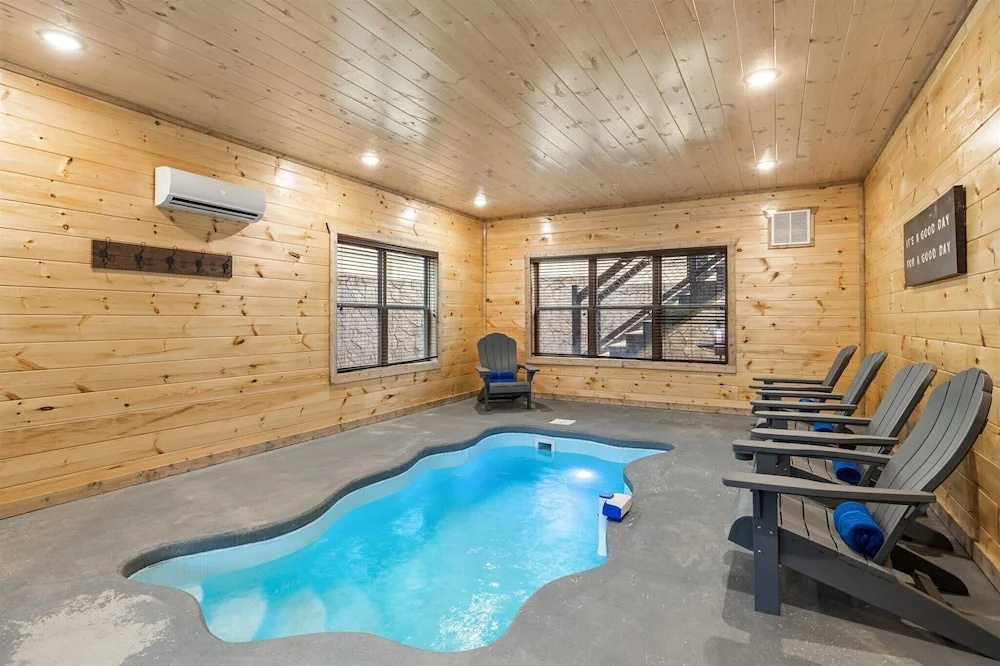 Brand NEW - 8br/6bath Mansion SWD Cabin With Indoor Pool, Hot Tub, & Arcade Room!