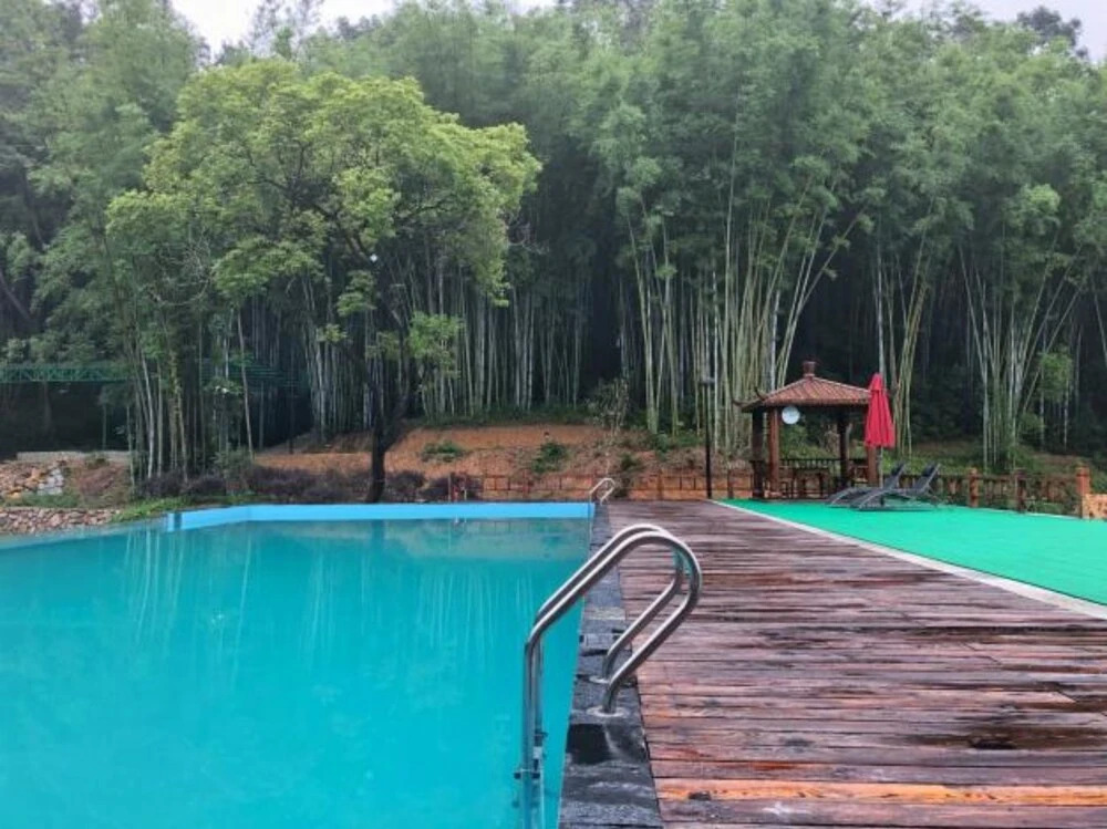Deng Stone House Pastoral Resort