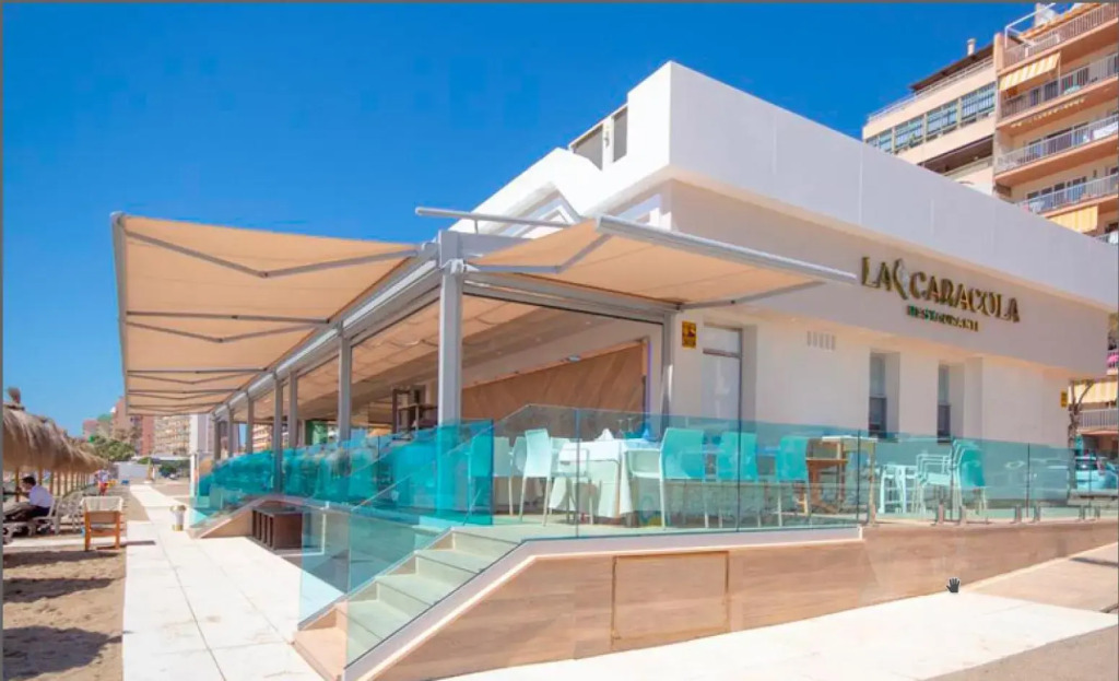 BEACHFRONT -- NEW LUXURY Apartment -- 1ª Linea Playa -- CENTRO de Fuengirola -- Private PARKING -- Panoramic Sea Views