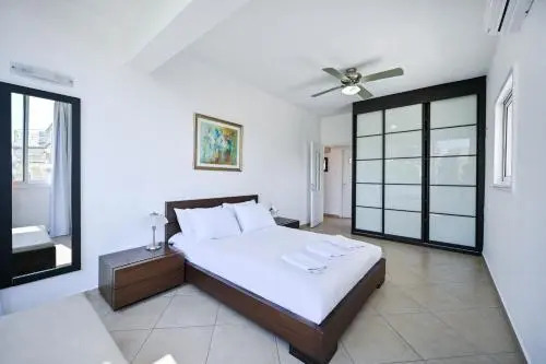 Sweet Sunny 1BR in Gush Halav by HolyGuest