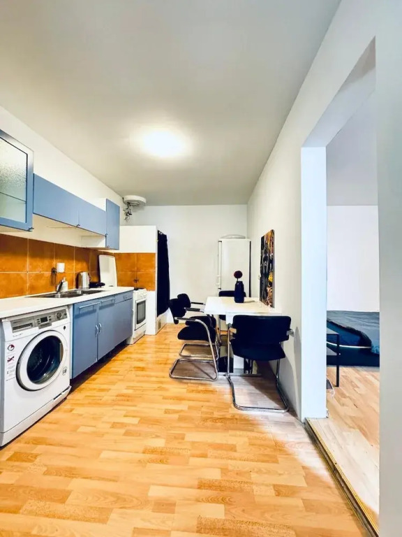 Bright 1BR Apartment Near Augarten