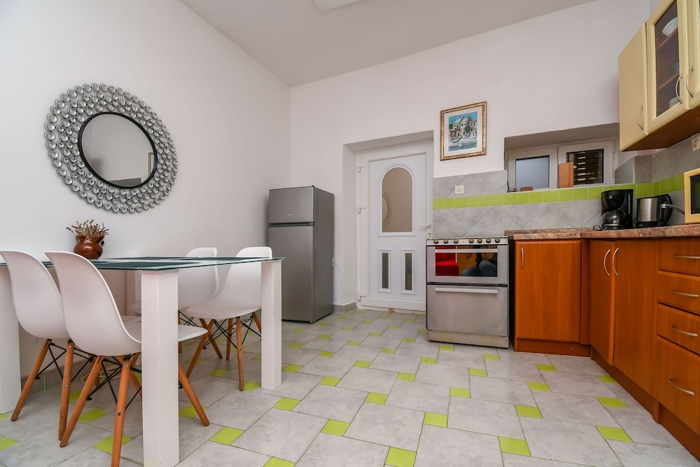 Apartment Tonci