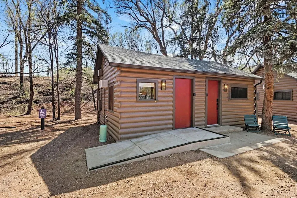 Timber Lodge Cabin 10