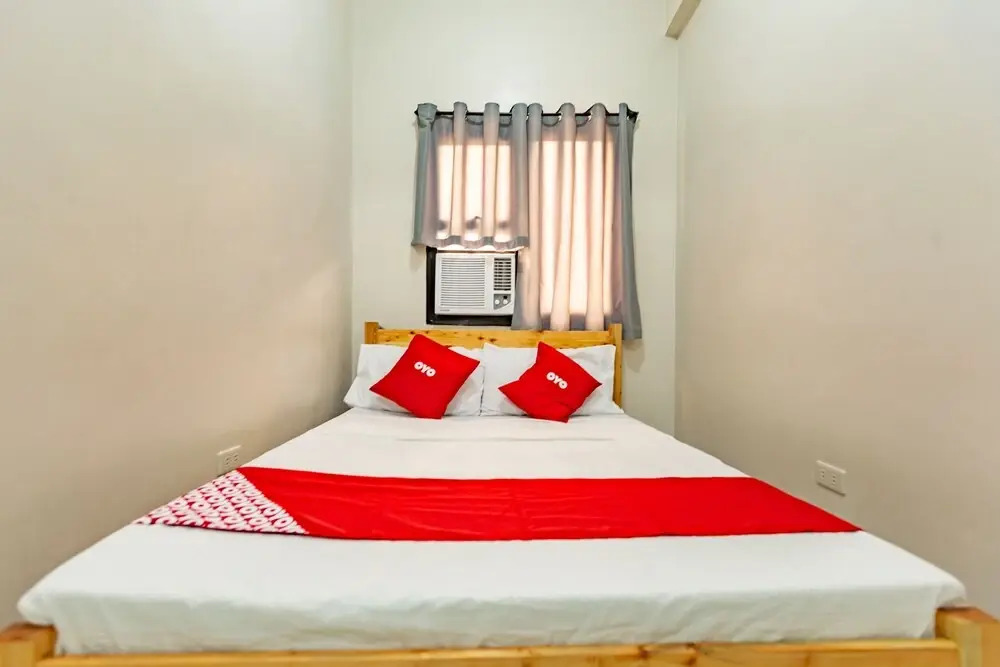 OYO 731 P3K Suites 1 (Vaccinated Staff)
