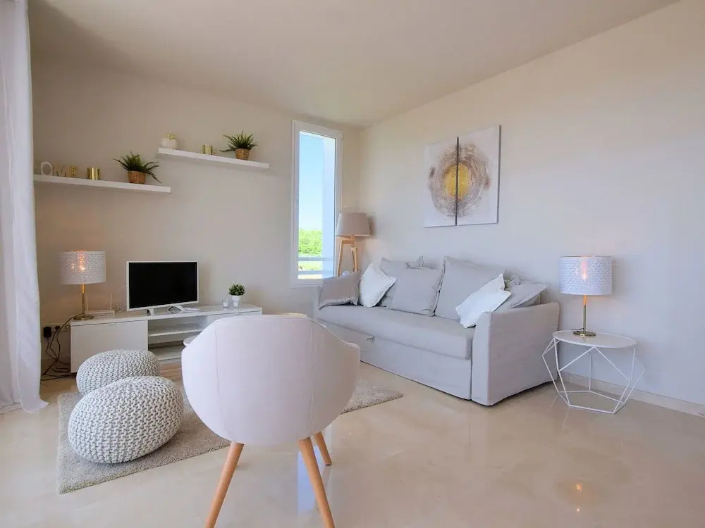 Beautiful Apartment in Estepona With Sauna