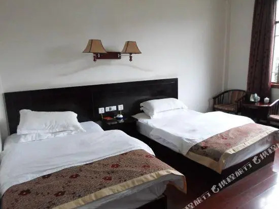 Wealth Hotel