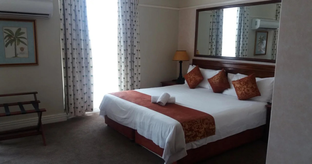 The Balmoral - Halaal