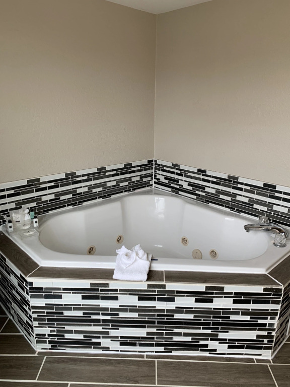 Country Inn & Suites by Radisson, Georgetown, KY