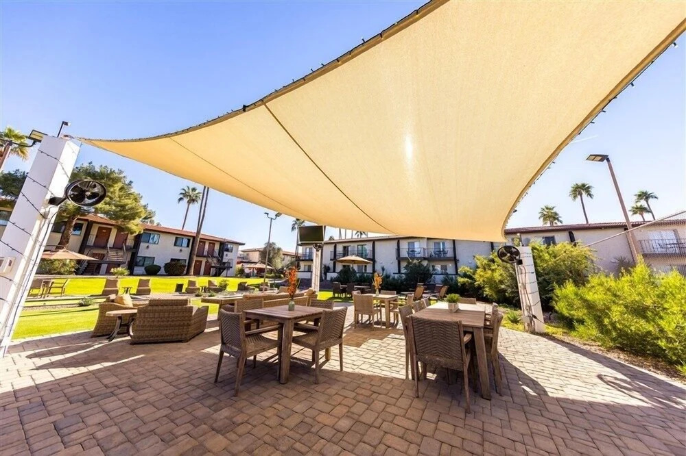 130 Fully Furnished, amenities galore! by RedAwning