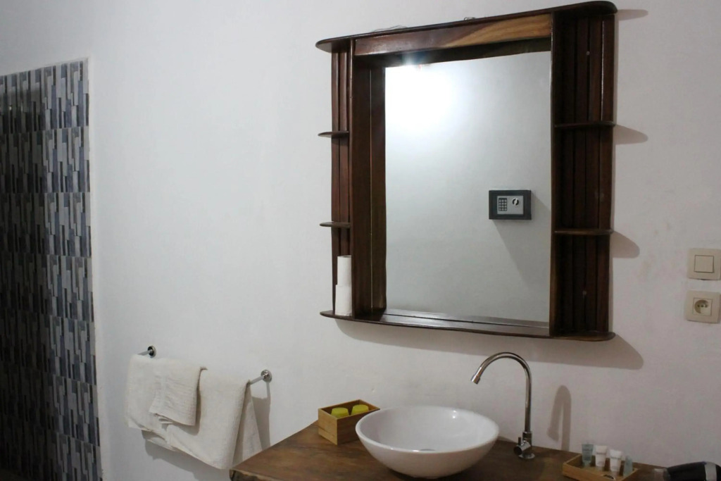 B & B Mariamacounda