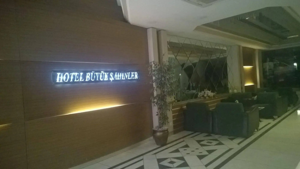 Hotel Buyuk Sahinler