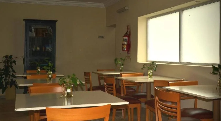 HOTEL LOS TILOS RECONQUISTA