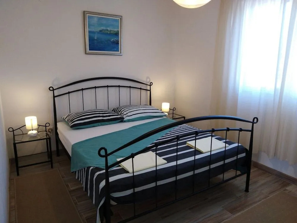 Apartment Jakov