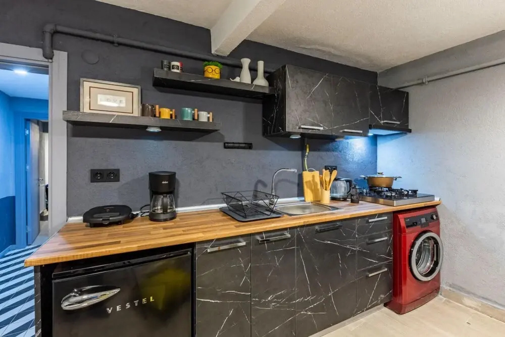 Cozy and Central Flat With Backyard in Kadikoy