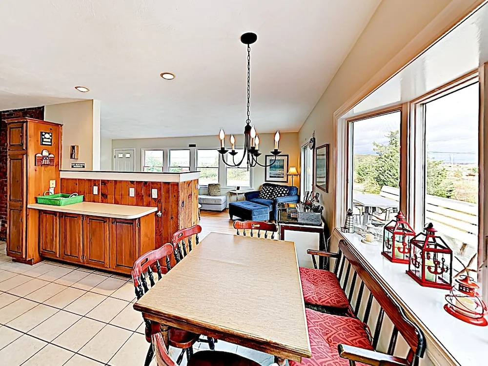 Oceanview Buzzards Bay Getaway by RedAwning