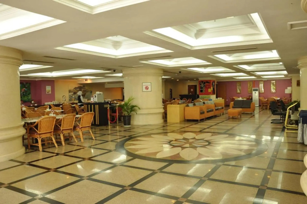Tang Dynasty Park Hotel
