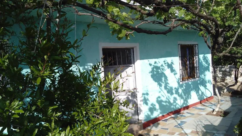 Kenos Hostel