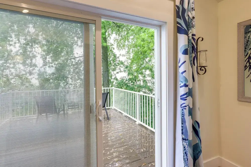Sheboygan Getaway w/ Deck + On-site Lake Access!