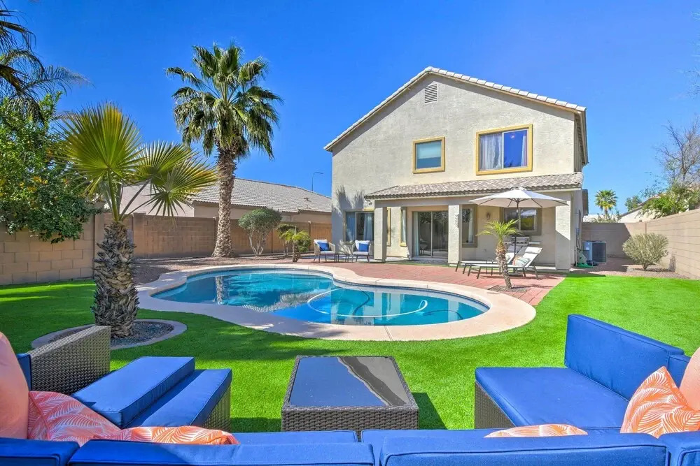 Avondale Oasis w/ Pool: 5 Mi to State Farm Stadium