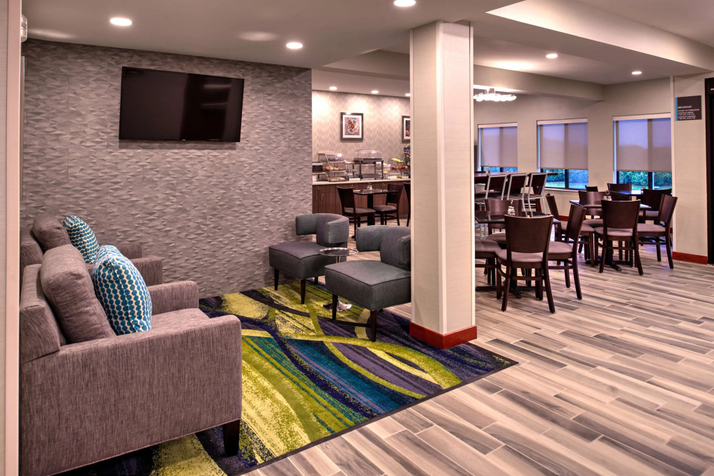 Best Western St. Clairsville Inn & Suites
