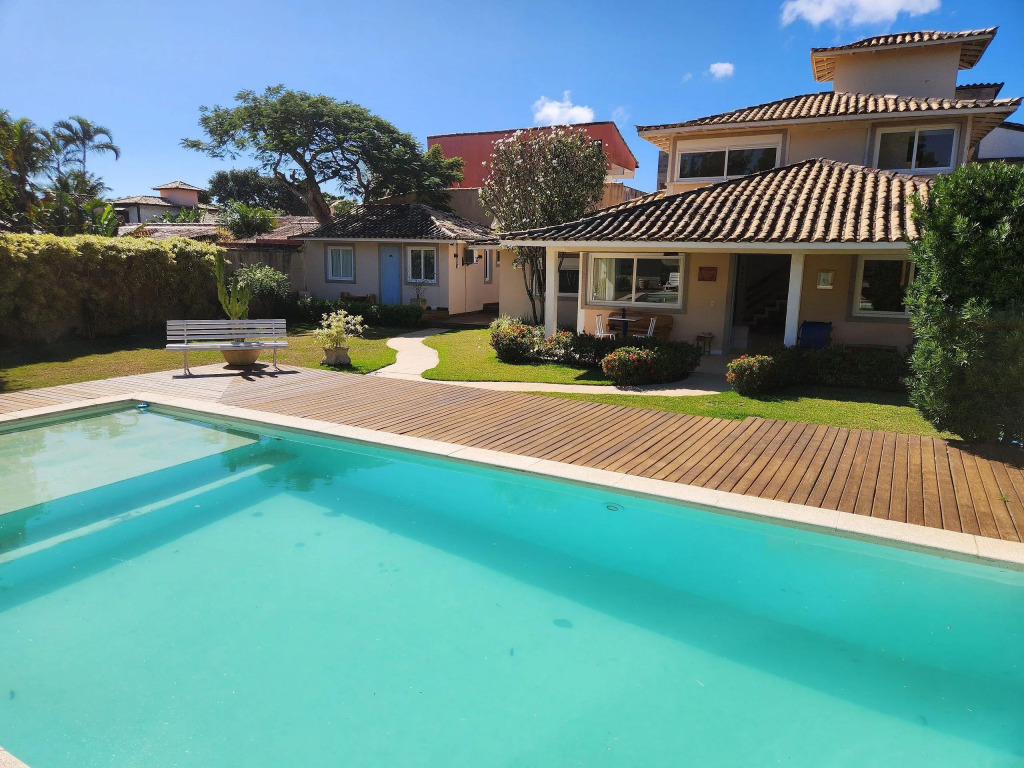Casa Palmeira Geribá, Piscina, Jardim E 5 Quartos Com A/c, Muito Espaço