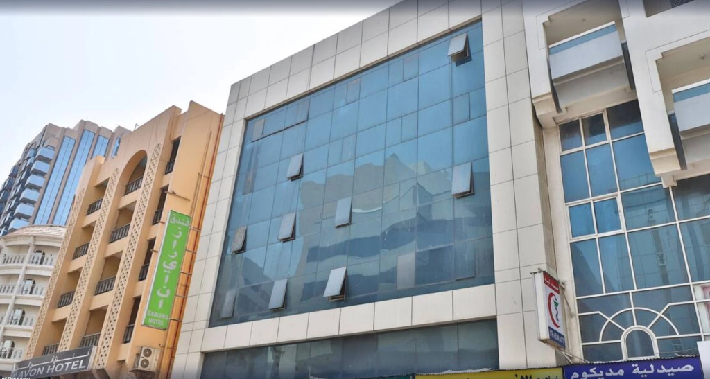 OYO 182 Zariana Hotel