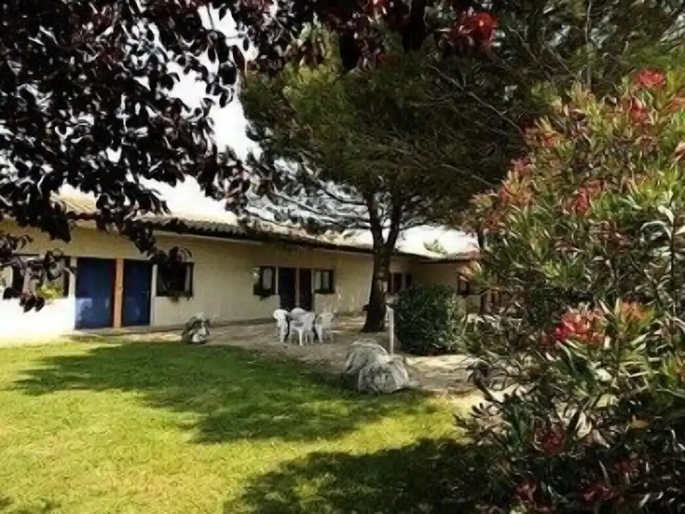 Logis Hôtel Le Mistral - Restaurant - Montélimar Sud