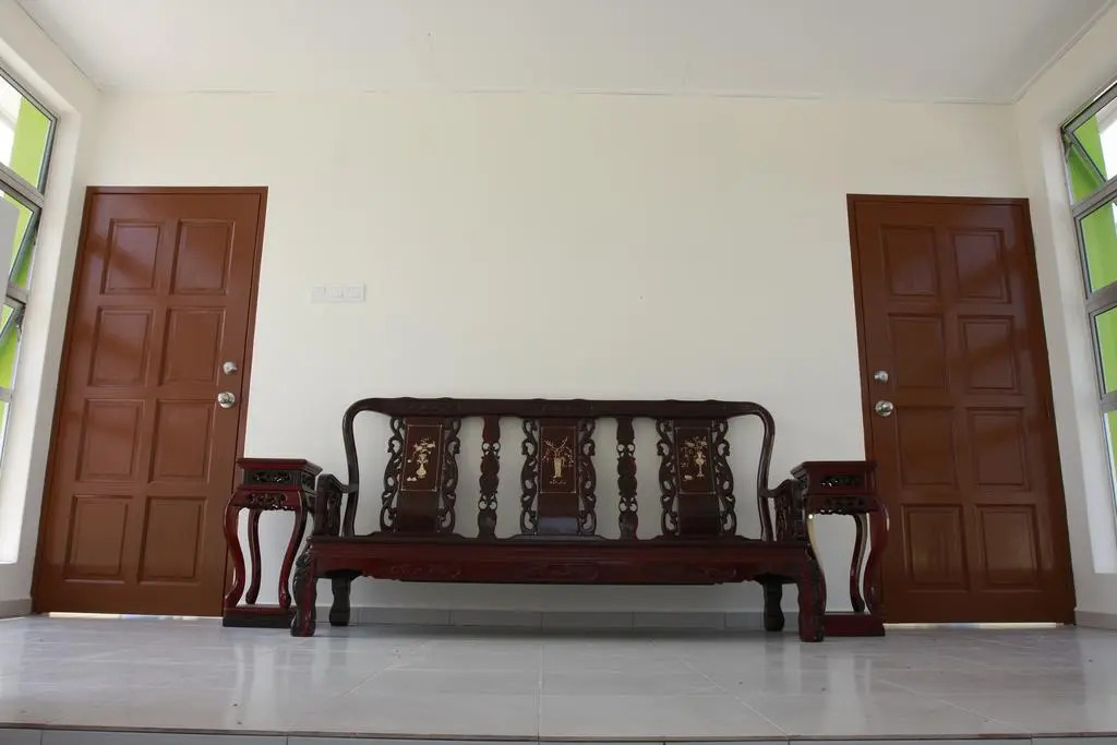Alor Villa