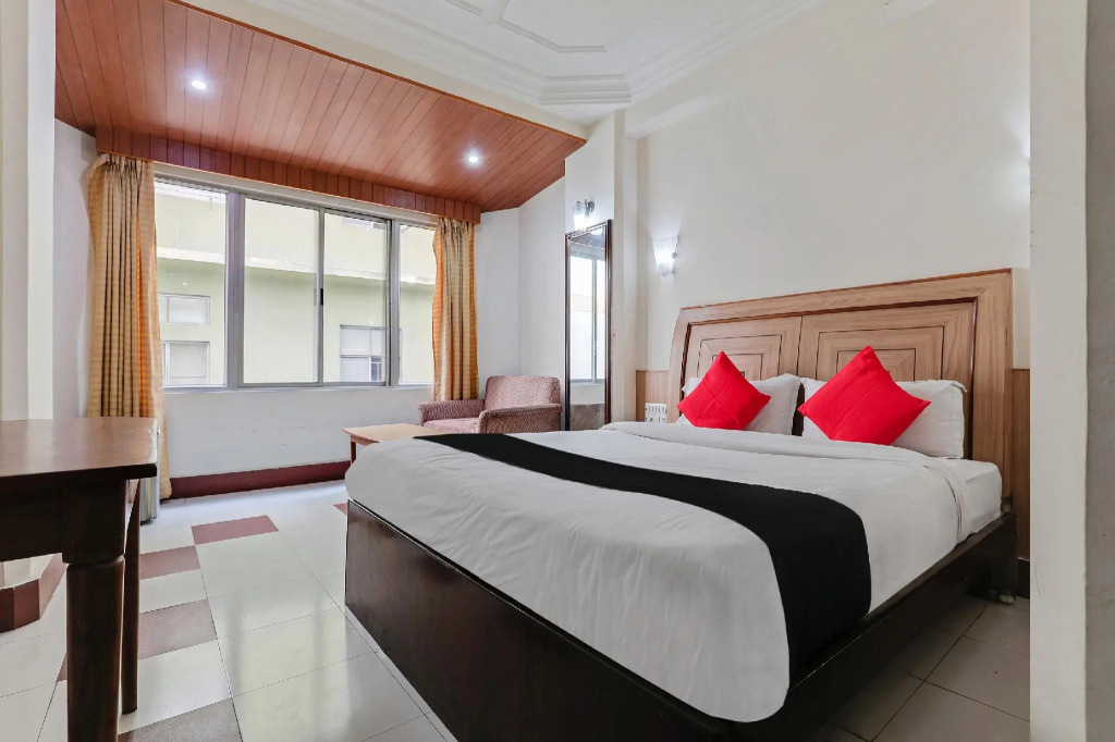 Hotel Ambarish Grand Residency