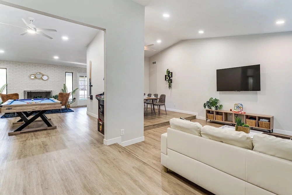 Spacious Phoenix Oasis w/ Pool & Game Room