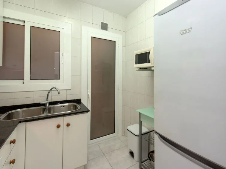 Apartment Eixample Esq Rocafort Diputacio by Interhome