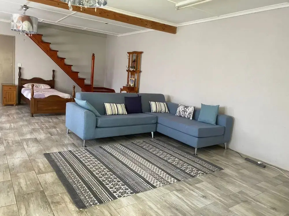 Stunning Private Cottage in the Heart of Nyanga - 2095