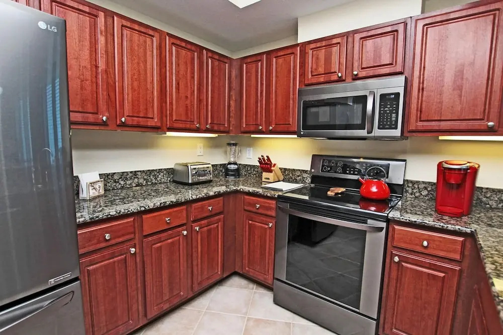 Crystal Tower 1601 by Youngs Suncoast