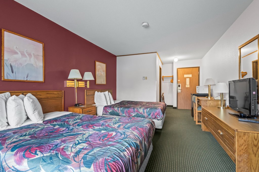 Wautoma Inn by OYO near Airport WI 73