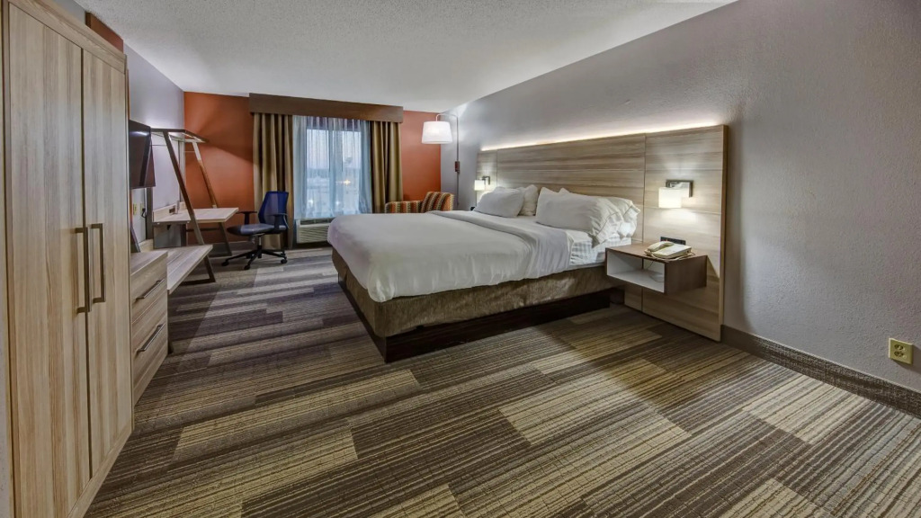 Holiday Inn Express Hotel & Suites London by IHG
