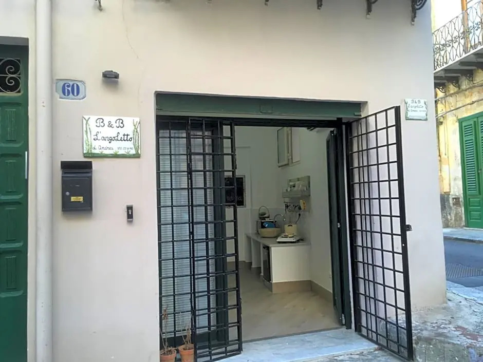 L'AngoLetto B&B
