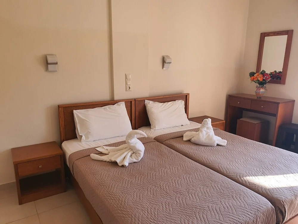Evita Studios and Apartments