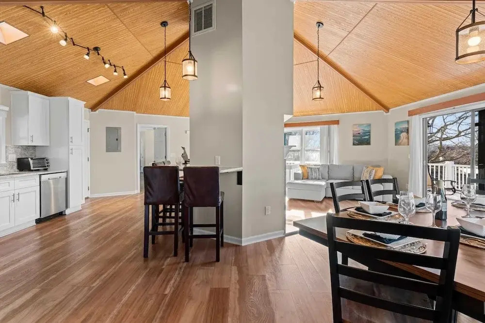 Pleasant Cove Waterfront Getaway With Fire Pit, Deck, and Lake Views