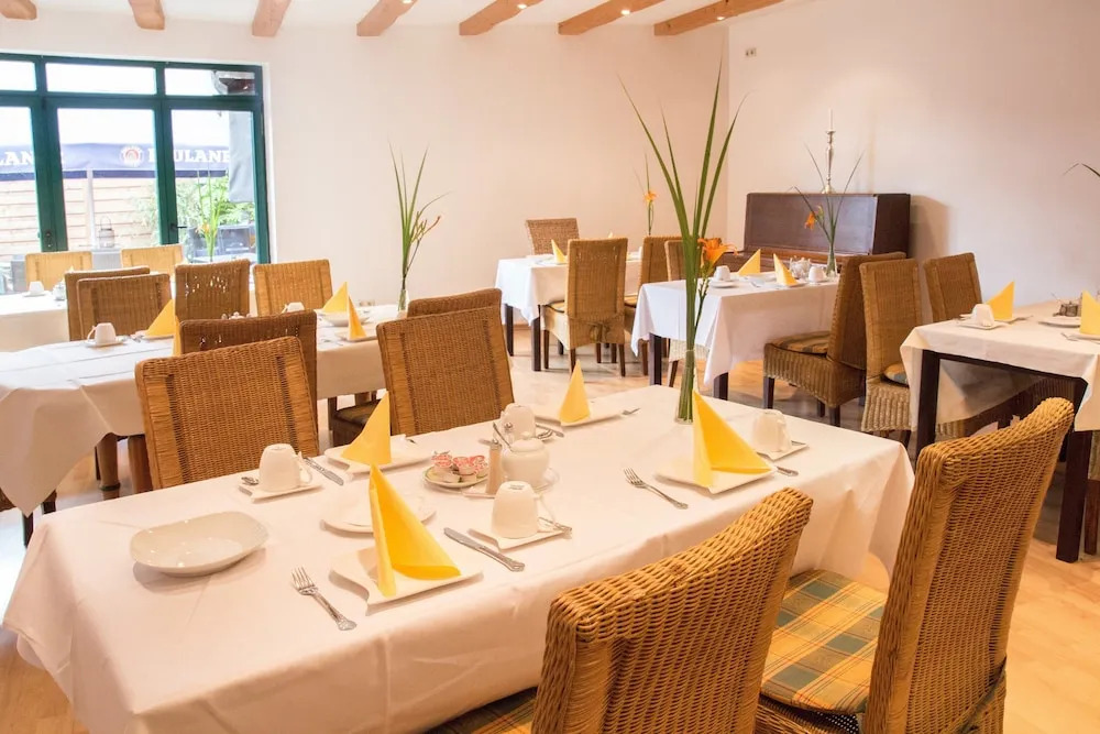 Landpartie - die Brasserie