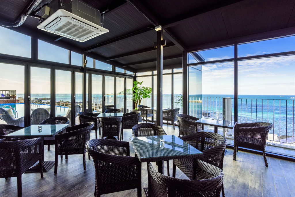 Aguila Hotel Jeju Oceano Suite