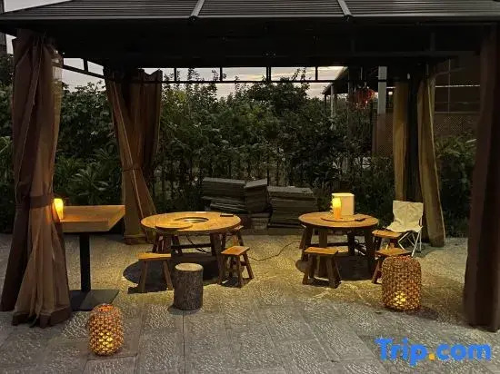 Meizhou Bolin Boutique Resort Inn (Meijiang District Jiaying College)