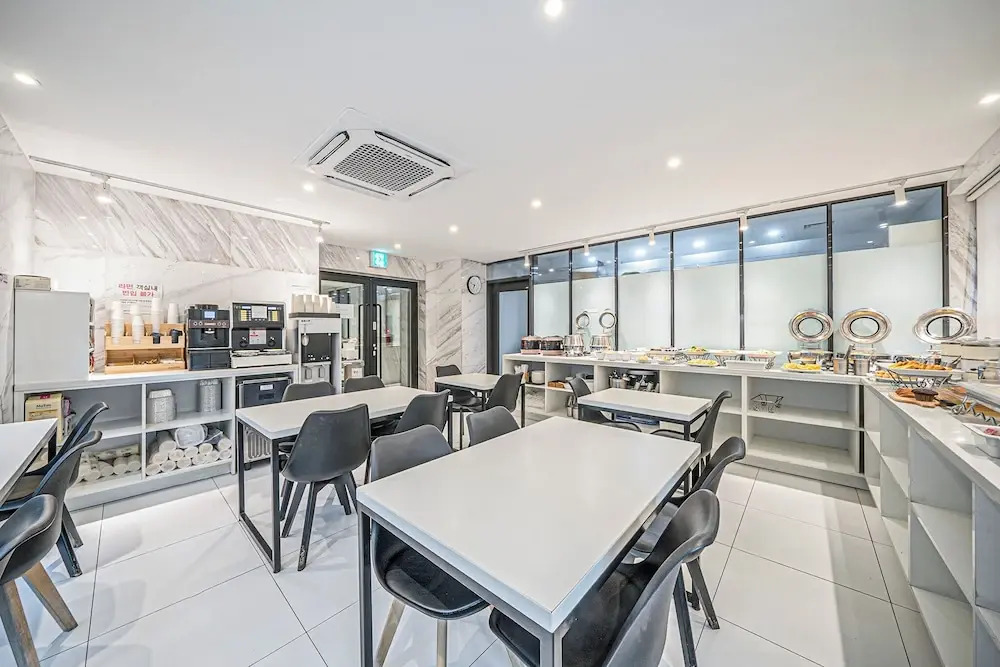 Daegu Dongseongro Hotel Labella