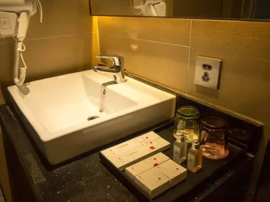 Thank Inn Hotel (Guangcai Great Market)